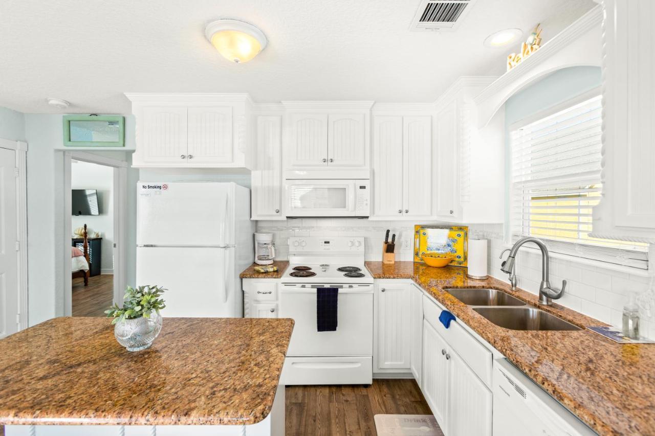 Walk To Beach, Sunset Bay Views, Pet Friendly - Sea Me Relaxin Surfside Beach Eksteriør billede
